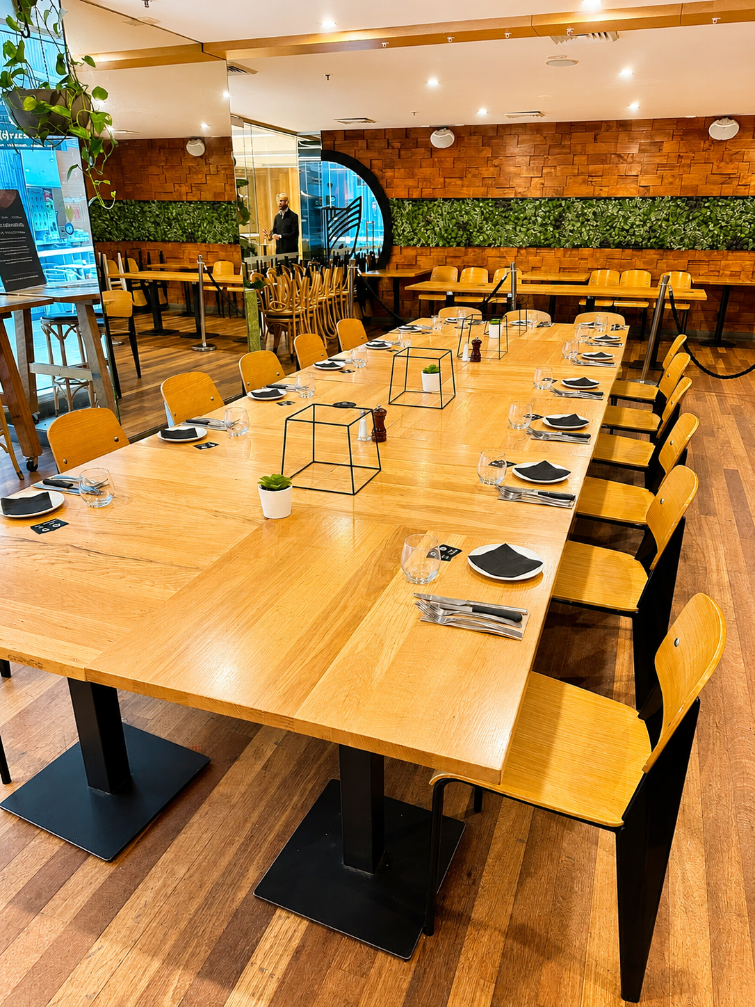Fox's Den boardroom layout